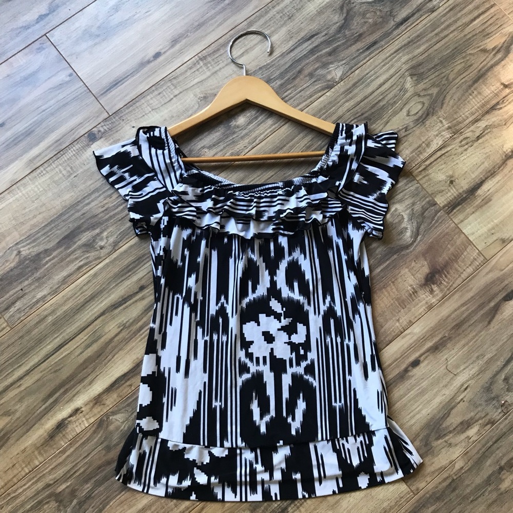 Black and White Blouse Professional Top